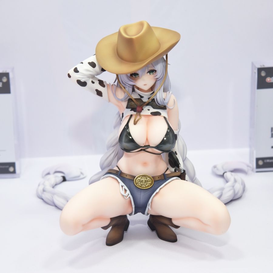 [AniGame] 아주르 레인 - 파고 이노센트 핫 웨이브 Ver 전시 사진_1.jpg