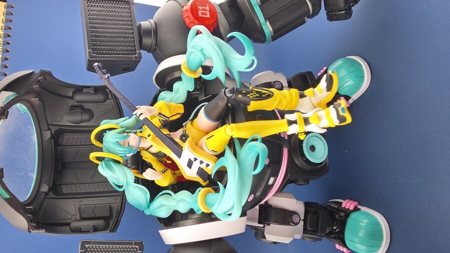 미쿠)밀린 피규어 사진 찍음._29.jpg