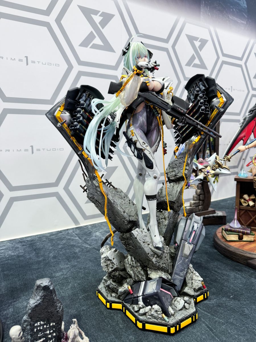 [PRISMA WING] 상하이 원페스 2025 전시 사진_3.jpg