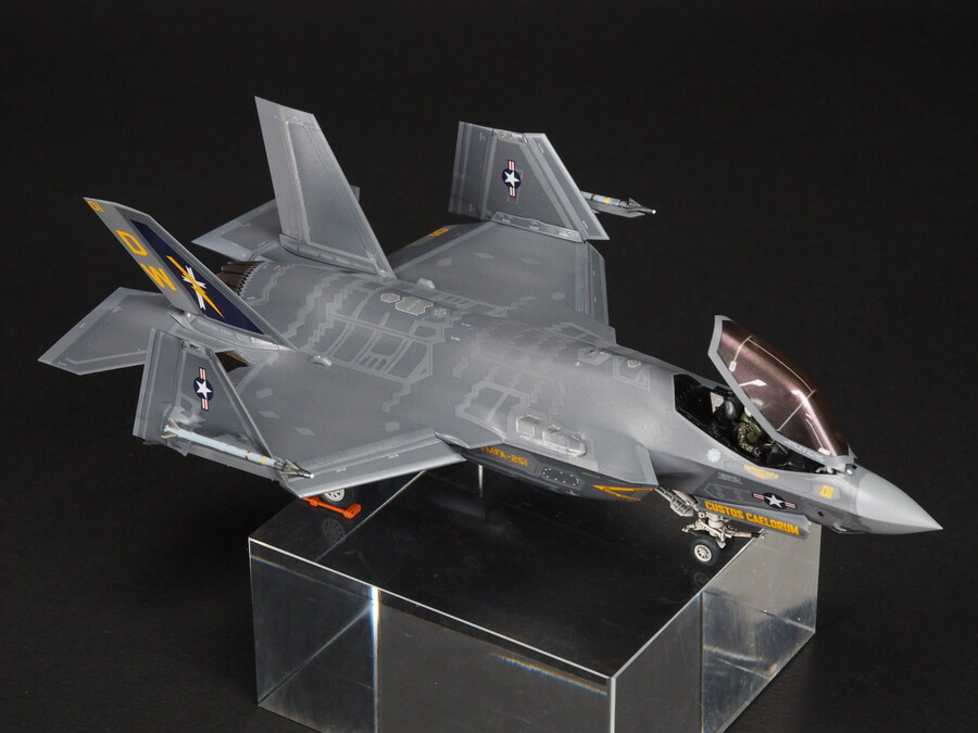 Tamiya 1/72 F-35C 라이트닝II_3.jpg
