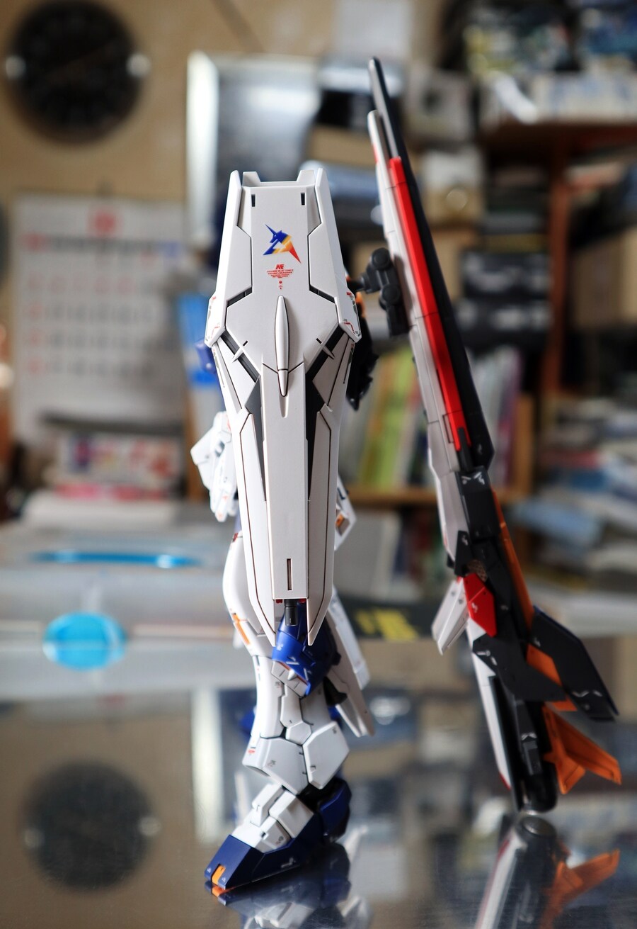 반다이 RG 1/144 후쿠오카 뉴건담 도색완성._4.jpg