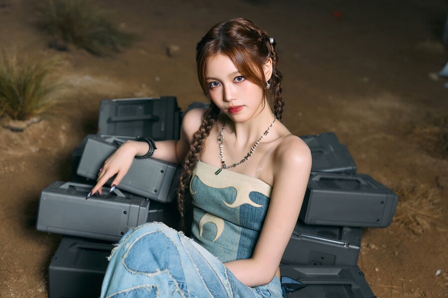 [씬포토] 이즈나 두 번째 미니 앨범 'Not Just Pretty' 1_13.jpg