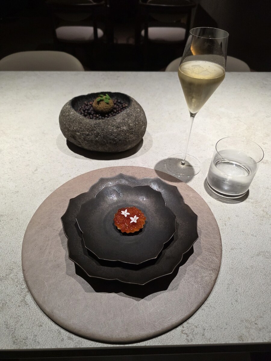 리뷰) 짬통께서 미식을 즐기신다길래_1.jpg