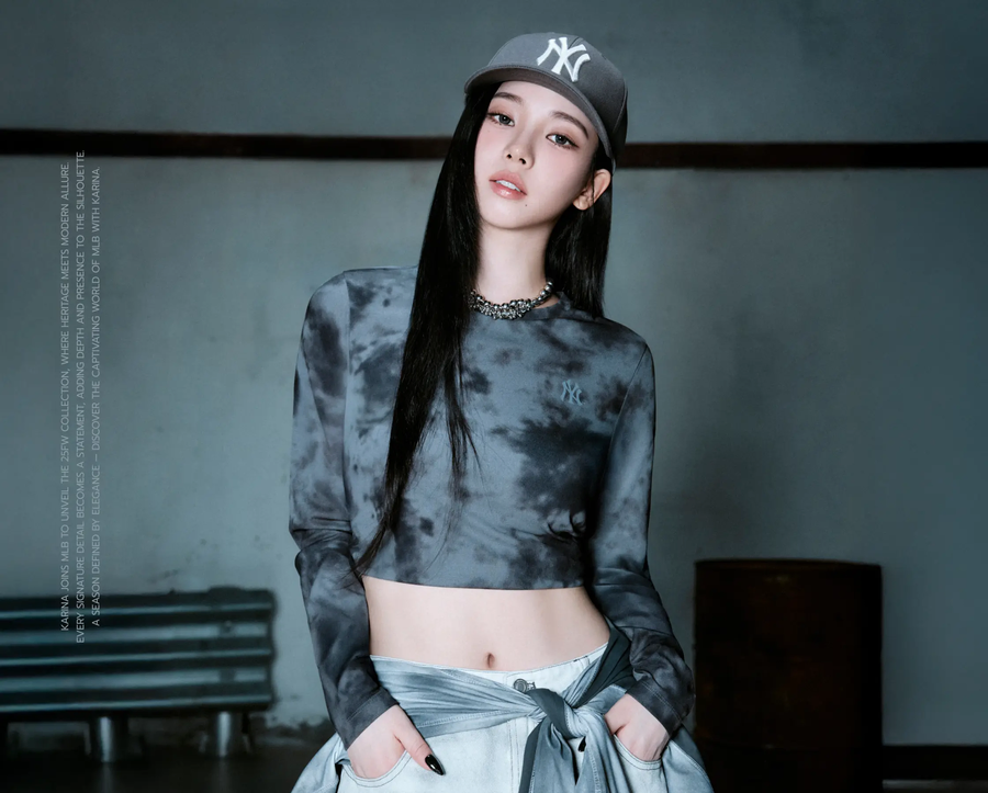 [에스파] 카리나 MLB 화보 비하인드 : 감사의 모자 돌리기 퍼포먼스🧢_15.webp