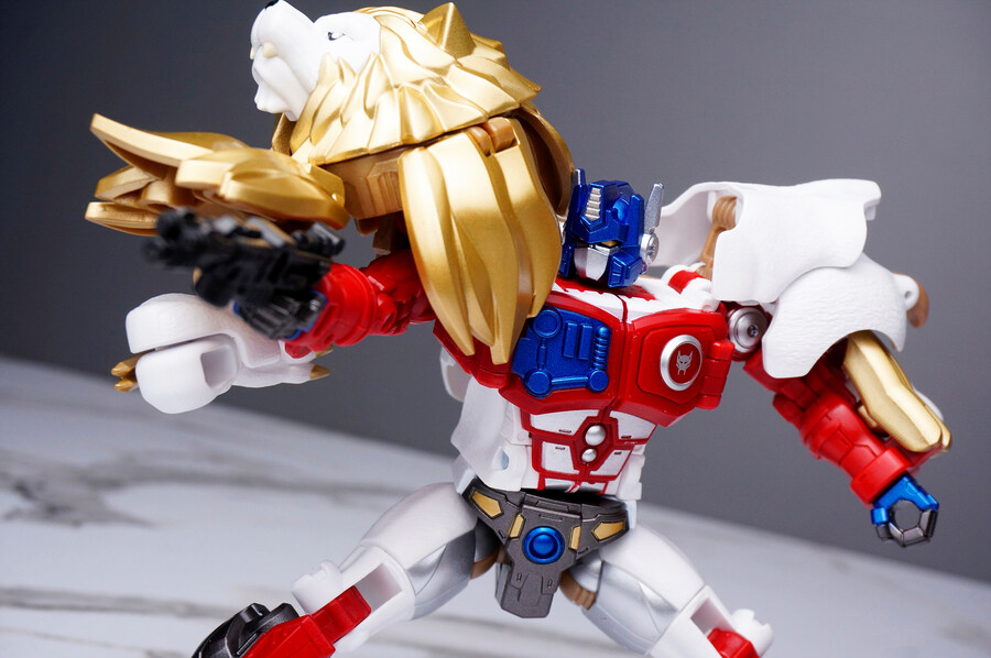 트랜스포머 40주년 셀렉션 라이오 콘보이_20.jpg