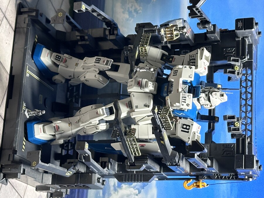 [MG] 건담MS 08소대 EZ-8에 led를_2.jpg