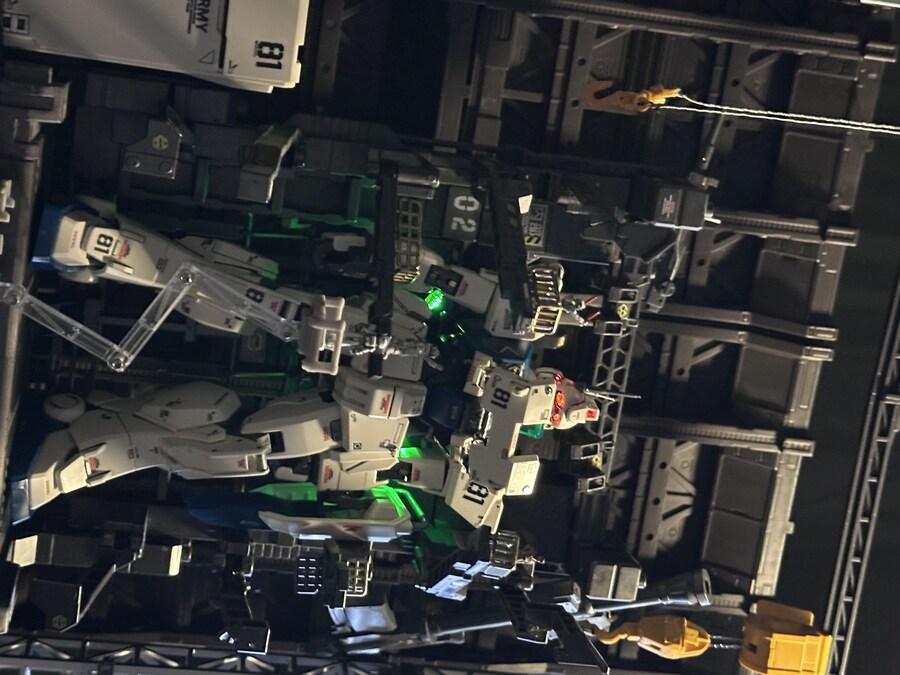 [MG] 건담MS 08소대 EZ-8에 led를_16.jpg