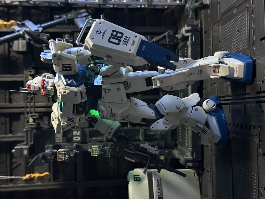 [MG] 건담MS 08소대 EZ-8에 led를_21.jpg