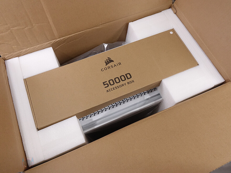 내부 확장과 쿨링을 더 강화시킨 PC케이스!커세어 프레임 5000D RS ARGB_8.jpg