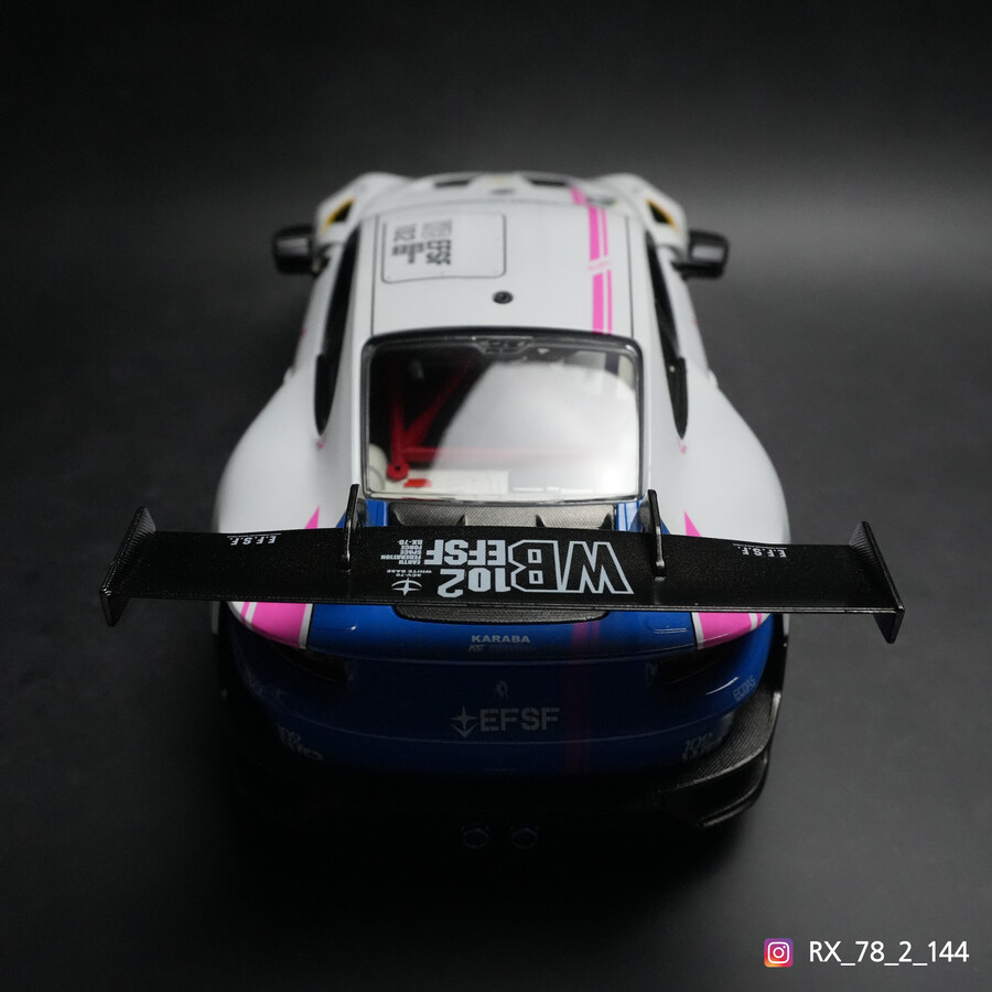 1:18 Porsche 911 GT2 RS Clubsport 25 연방군 커스텀_6.jpg