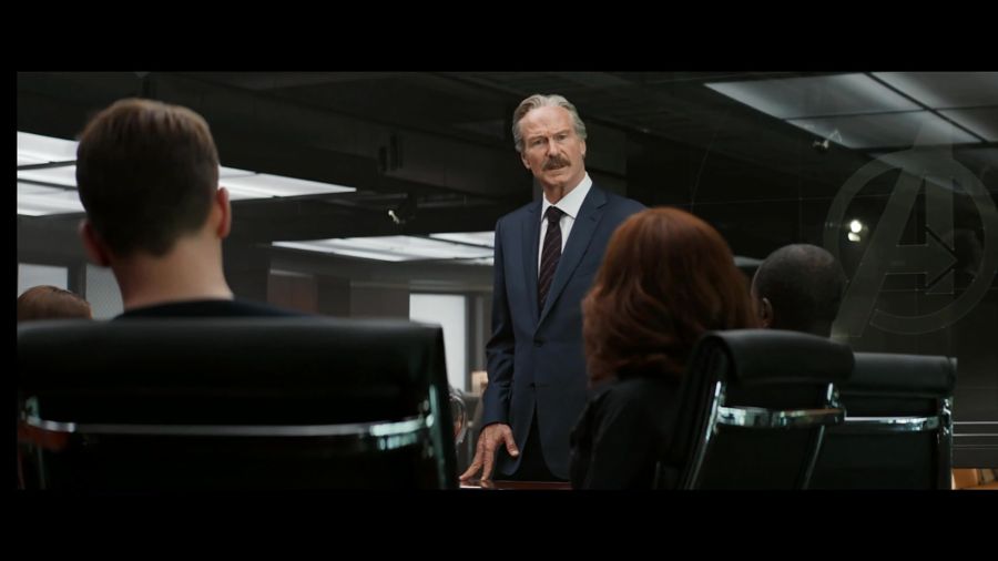 [MCU]시빌워때 꼰대짓을 했던 로스 장관_1.jpg