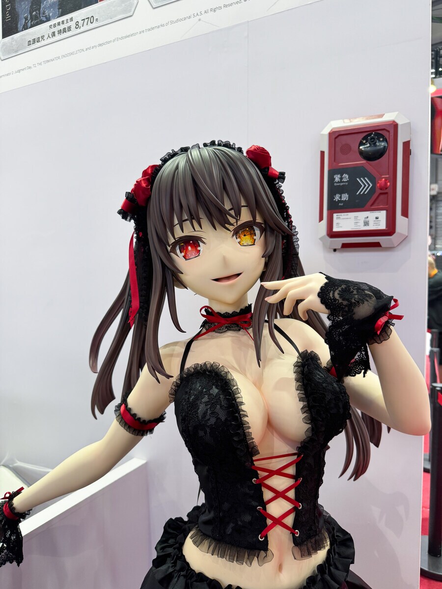 [프리즈마윙] 데이트 어 라이브 토키사키 쿠루미 1/1 피규어 전시 이미지_4.png