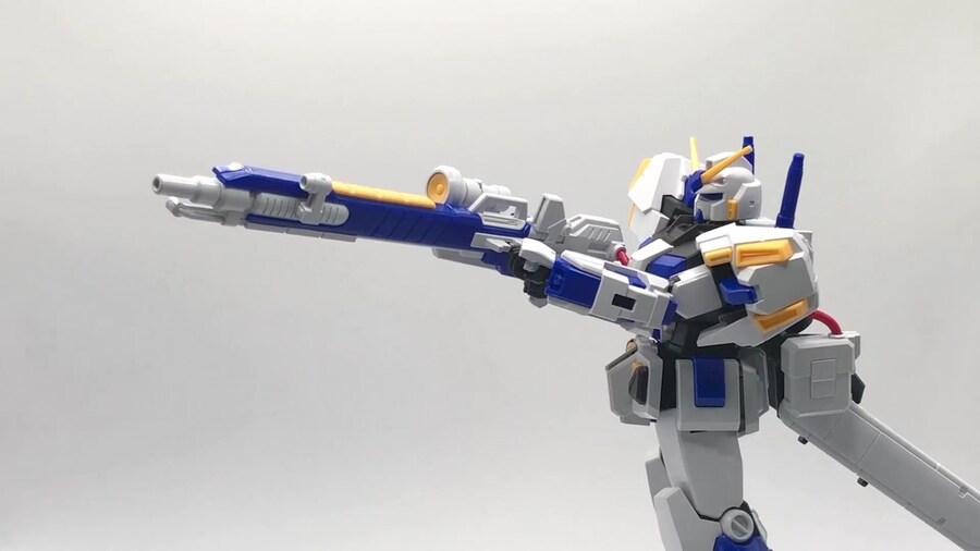 [HGUC] 결국 써보지 못한 한방의 힘! 건담 4호기_9.jpg