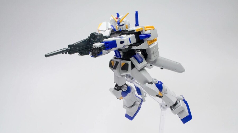 [HGUC] 결국 써보지 못한 한방의 힘! 건담 4호기_12.jpg