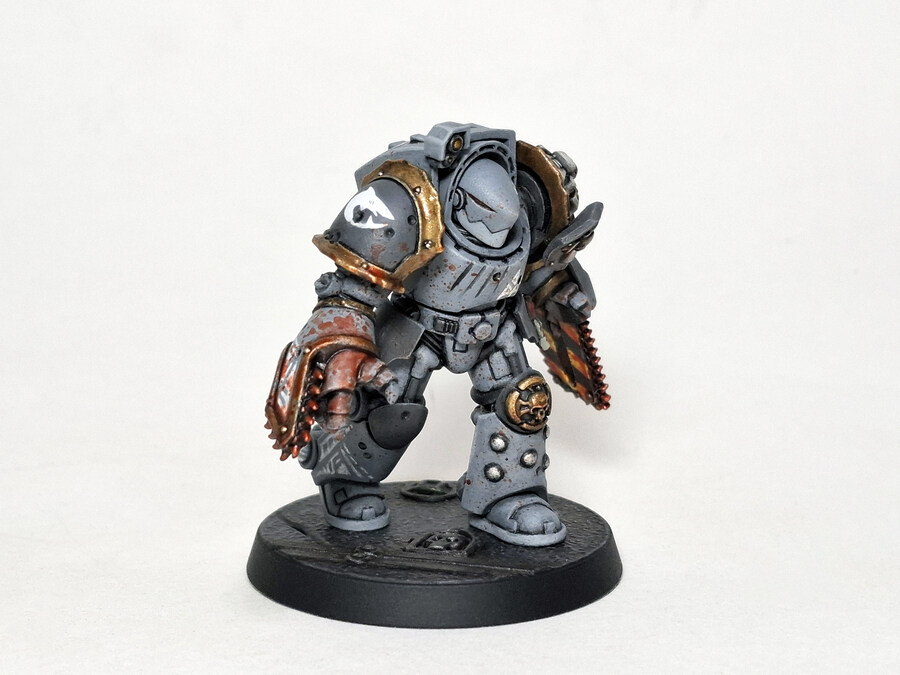 아무튼 우리편인 상어 터미네이터 제작기_26.jpg