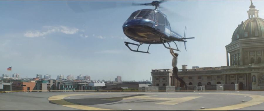 [MCU]캡틴의 괴력을 볼수 있는 장면_1.jpg