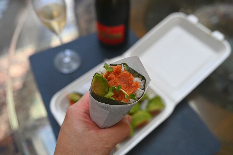 늦게 퇴근후 대충 사묵는 스시롤과 핸드롤;ㅎ_3.jpg