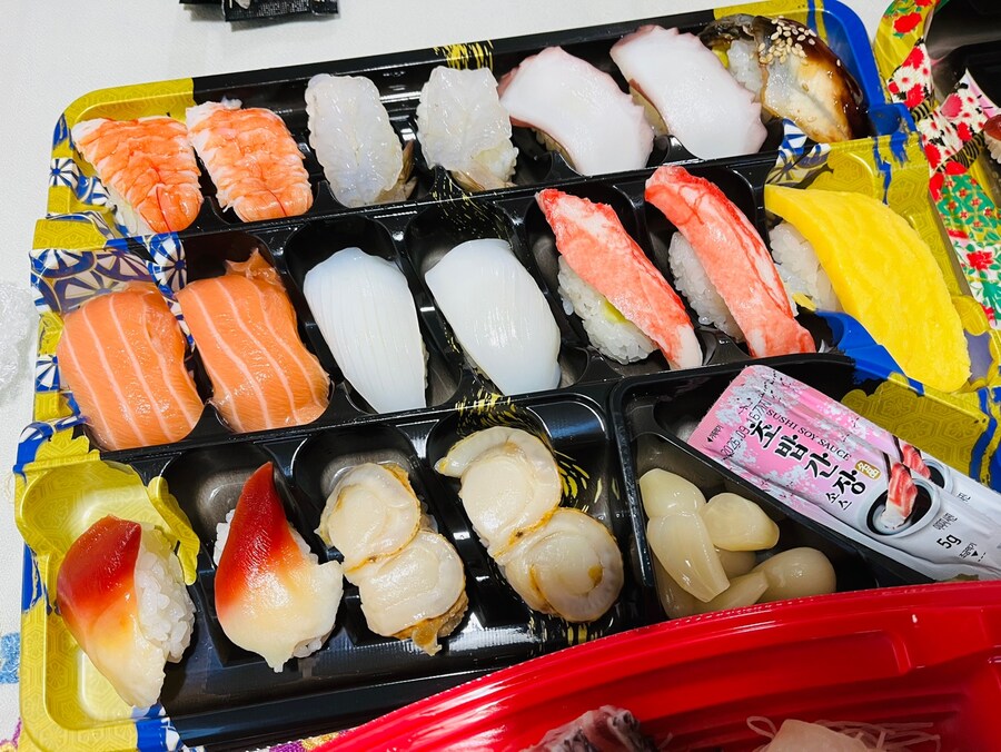이마트 모듬회 & 모듬 초밥_3.jpg