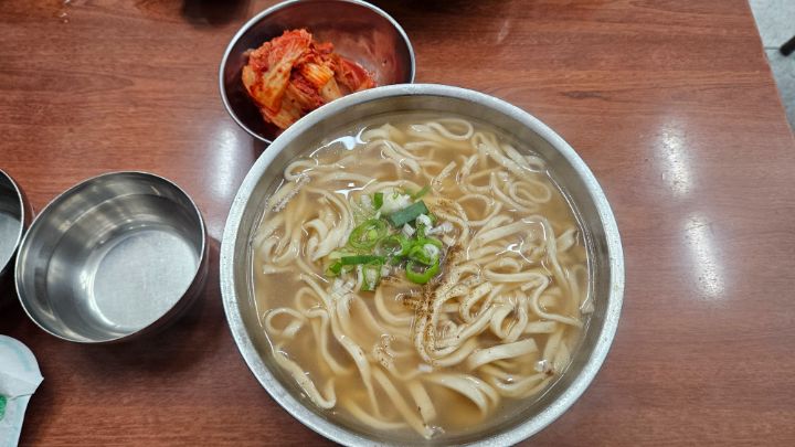 청량리 노포 칼국수 1968_3.jpg