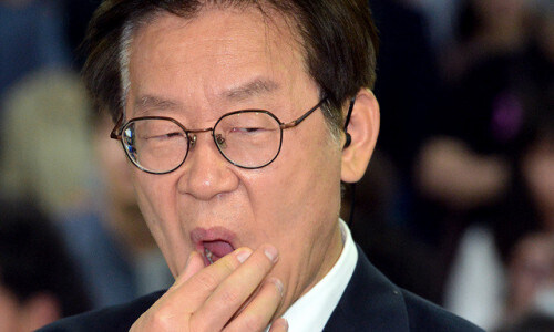 환율 1430원 돌파, 체감은 1600원 상당..관계 당국은 뭐하나?_2.jpg