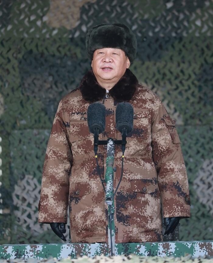시진핑과 같은 룩을 맞추게 된 일본인_3.jpg