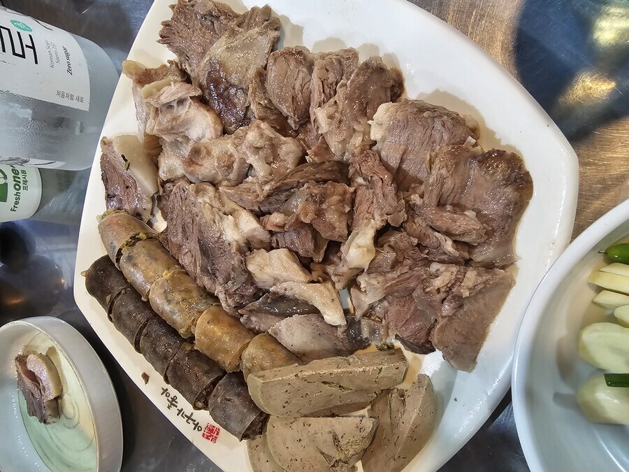 야식 먹을 시간입니다_16.jpg