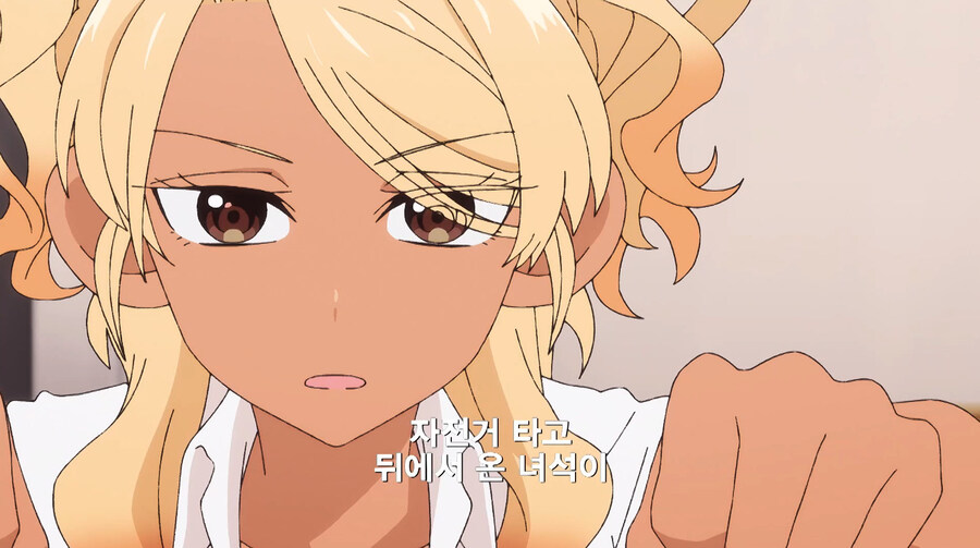 집에 가는데 여고생이 치한당하는 만화_3.jpg