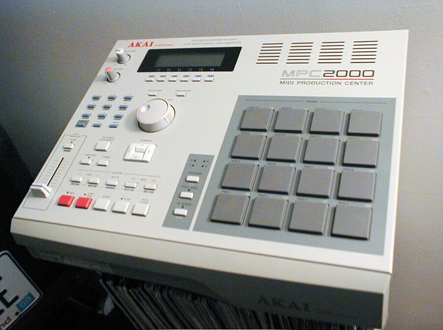 AKAI) MPC 역대 히스토리_4.jpg