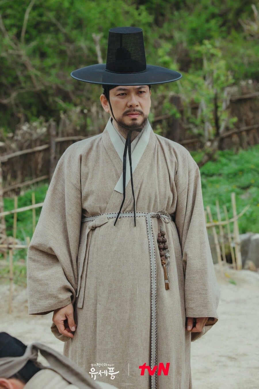 사극에 이 허리끈은 기능성인가 장식인가_1.jpg