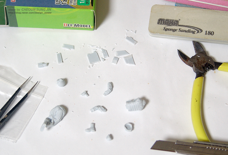 [DEF MODEL] US ARMY TANK CREW_5.jpg