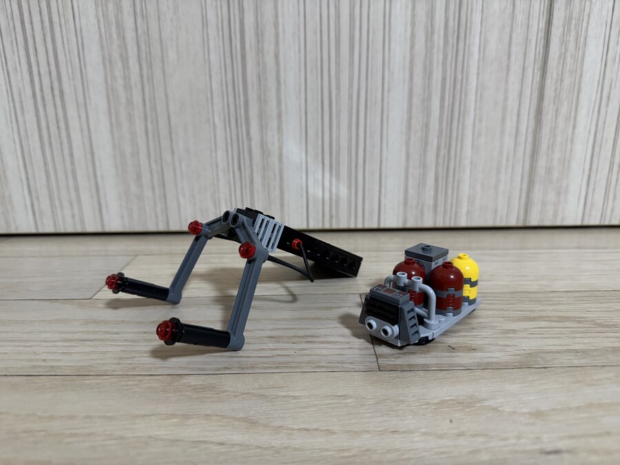 레고 스타워즈 40771 타이 파이터와 제국군 격납고 거치대_5.jpg