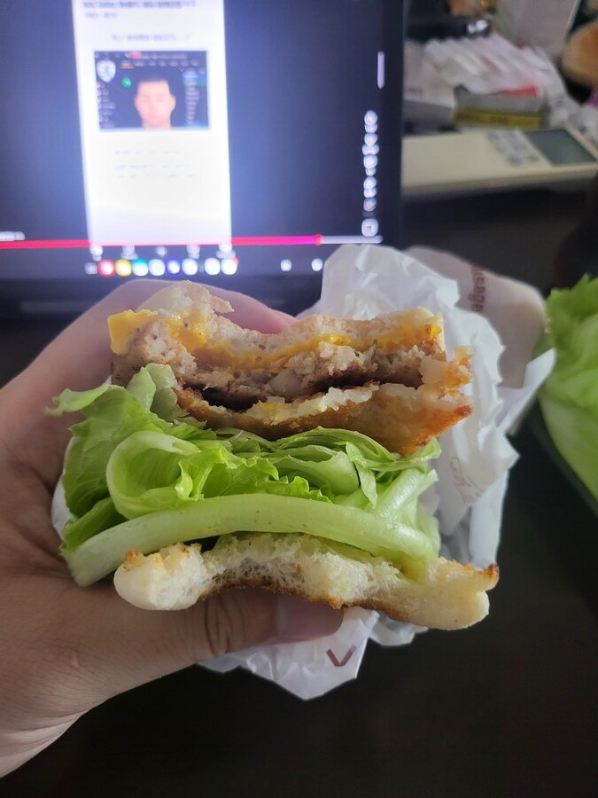 맥모닝) 지난주는 못먹은 맥모닝 해체조립_7.png