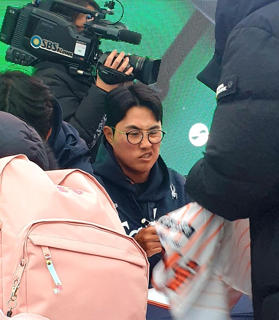 야구)오랜만에 야구장 간다_1.jpg