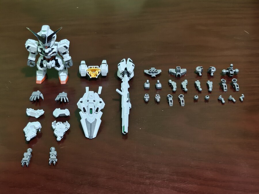 건프라 SD 건담 크로스 실루엣 시리즈 기동전사 건담 수성의 마녀 건담 캘리번_8.jpg