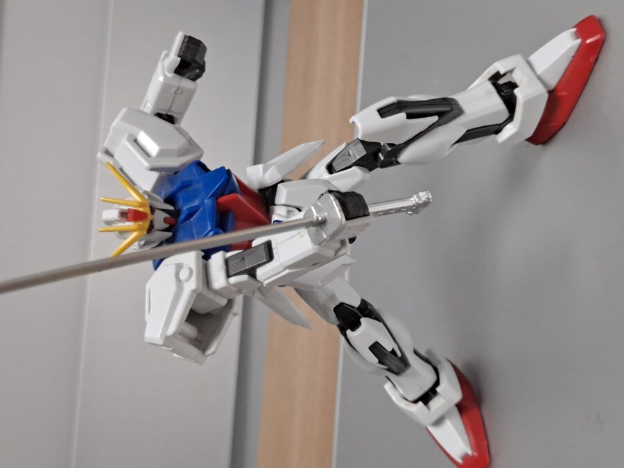 1/144 HG 구판 스트라이크 건담 포징 연습_7.jpg