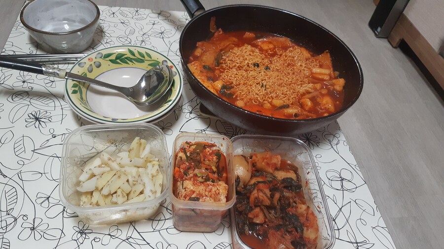 떡볶이 (10월 12일)_1.jpg