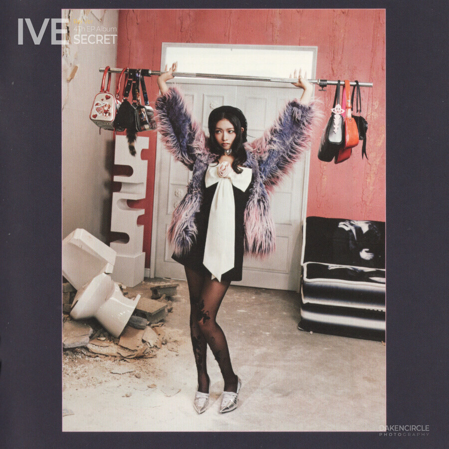 아이브 (IVE) - 4Th EP IVE SECRET(디지팩) 레이Ver._17.jpg