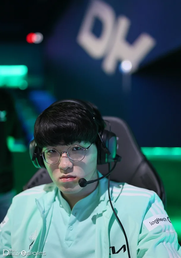 롤)복수가 코앞이다...!_1.webp