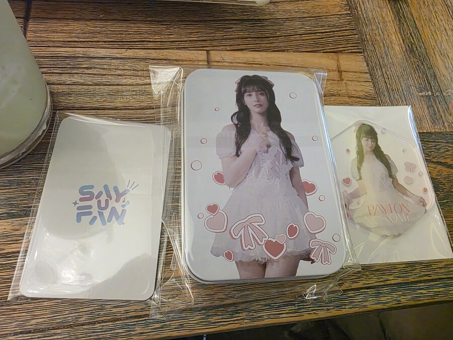성우) 페이튼 나오미 내한 굿즈 산거_1.jpg