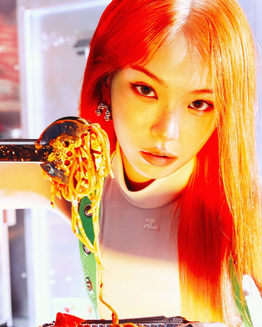 [르세라핌] CHEEKY NEON PEPPER🌶️🧑‍🍳_2.jpg