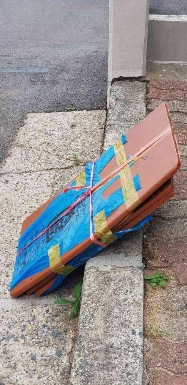 무엇이든 버릴수있는 일쓰봉.jpg_1.jpg