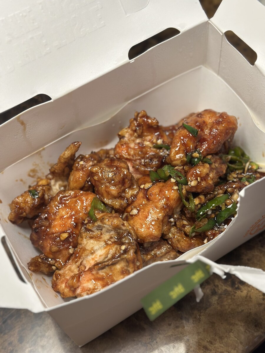 피똥 싸는 BHC 핫후라이드 등_7.jpg