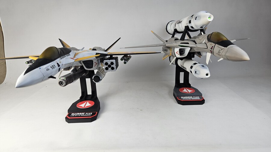 1/20 MACROSS PLUS VF-11B DX THUNDERBOLT_16.jpg