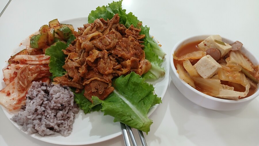 오 오늘 식당 메뉴 괜찮네요._1.jpg