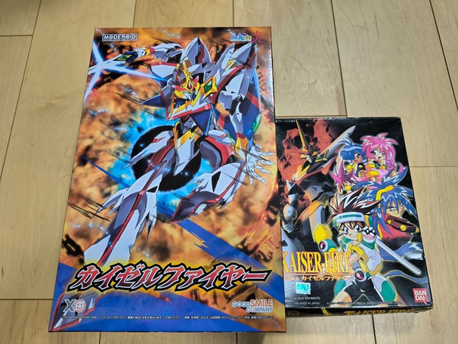 [굿 스마일] MODEROID 카이젤 파이어 LM 박스 나열 + 가조립 사진_1.jpg