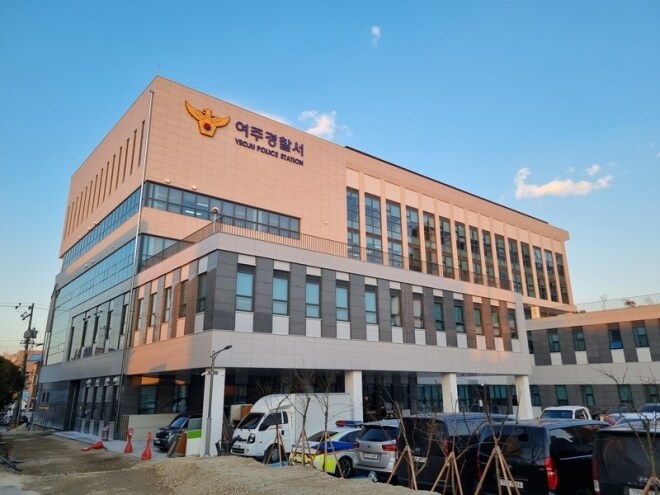 [속보] 직장동료에 흉기 휘두른 캄보디아인… 살인미수 현행범 체포_1.jpg