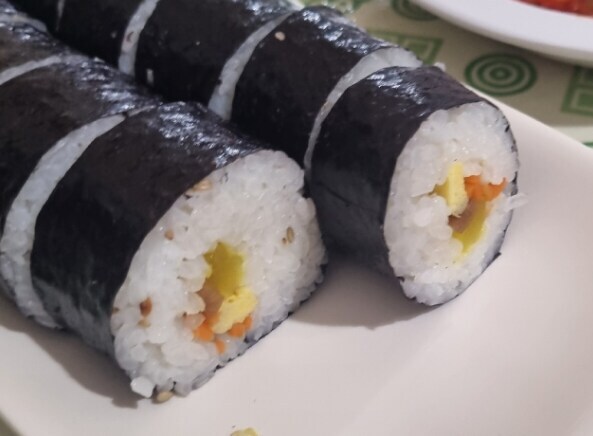 제주축제 김밥 속재료 부실 원인이 숙련도는 무슨 ㅋㅋㅋ_1.jpg
