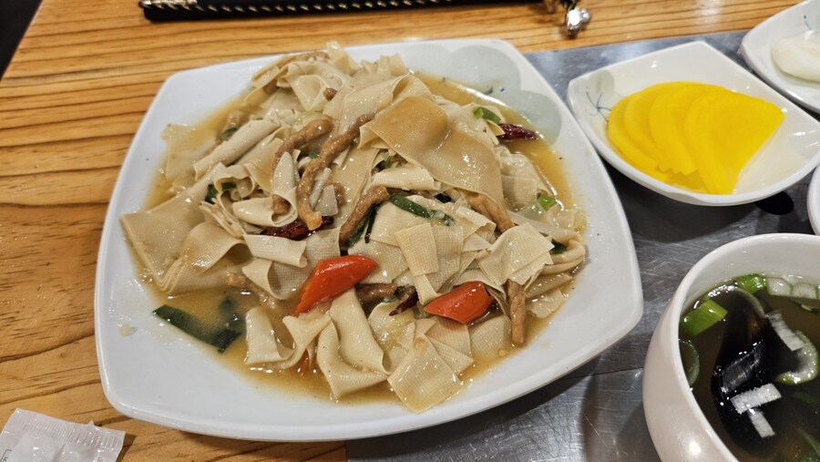 생각보다 많이 안 팔아서 아쉬운 중식 메뉴_1.jpg