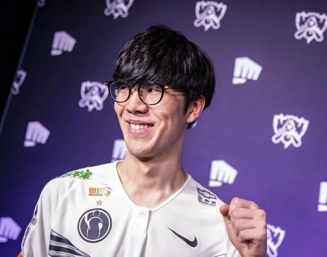 롤) 역시 한국인이 있는 팀은 강하다 !!_1.webp