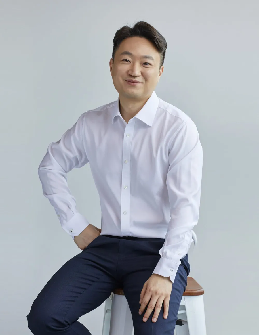 왜 카톡에서 우중의 냄새가 나지_1.webp